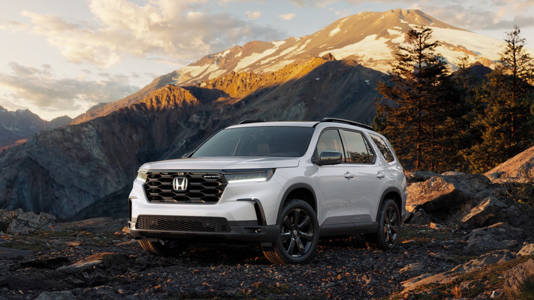 A 2025 Honda Pilot, one of the vehicles affected by the brake pad defect