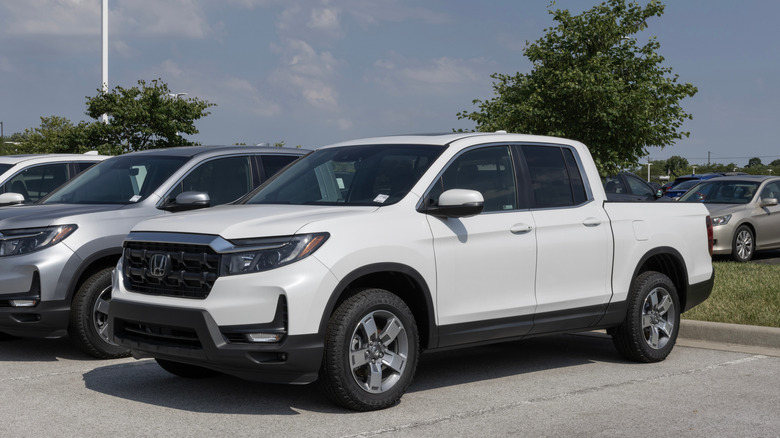 Honda Ridgeline on display