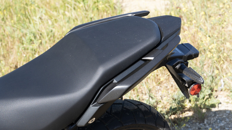 Honda CB500X rear seat and accessory rails