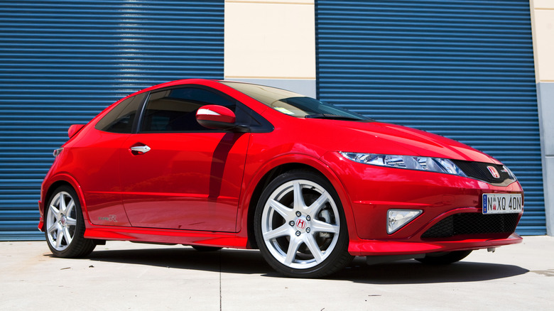 The FN2 Honda Civic Type R in red, front 3/4 view