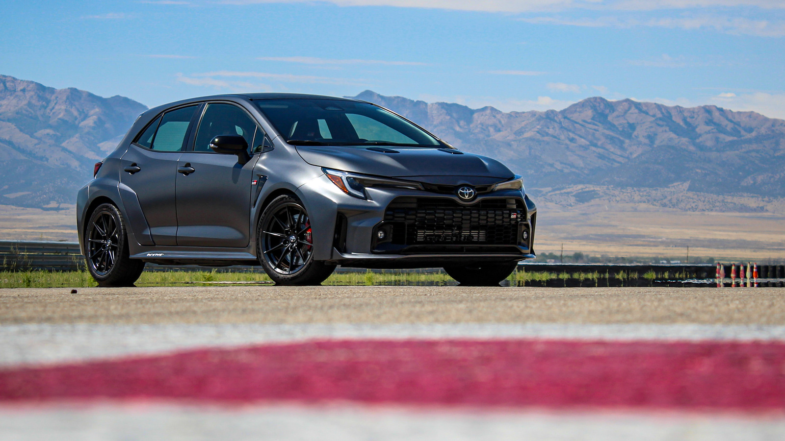 Honda Civic Type R Vs Toyota GR Corolla: Which Hot Hatch Is Right For You? – SlashGear