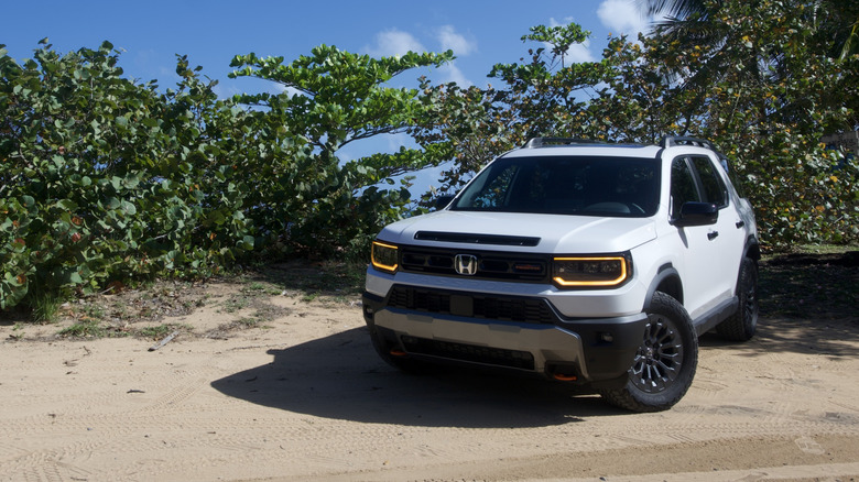 Honda Passport on the beach