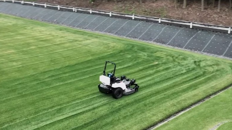 Honda Introduces Prototype Electric Autonomous Work Mower at Equip