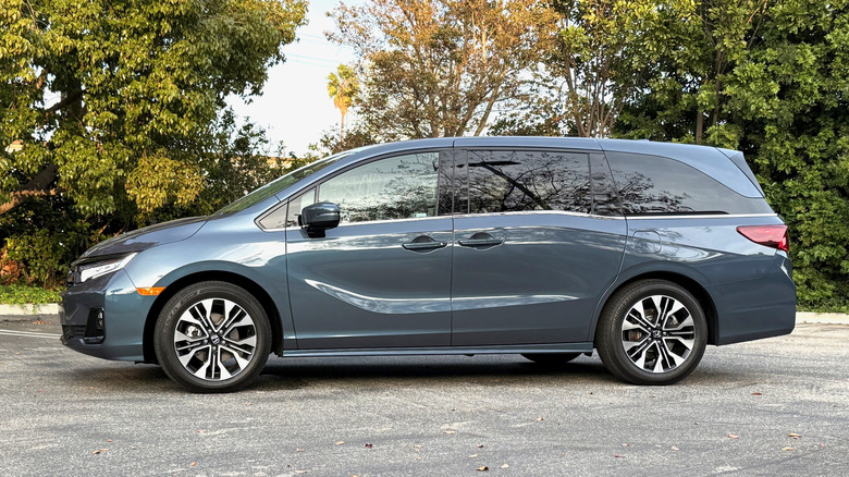 2026 Honda Odyssey Side Profile