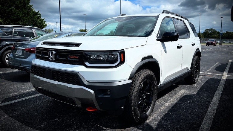 2026 Honda Passport parked at an airport