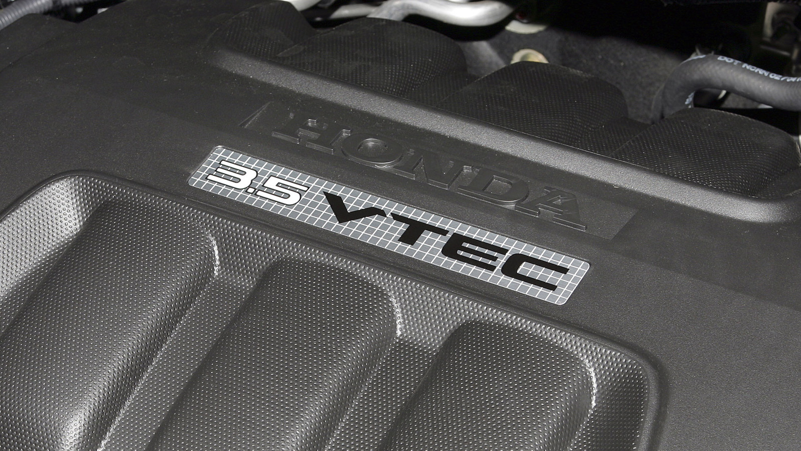 Honda's VTEC Vs. Toyota's VVTI What's The Difference?