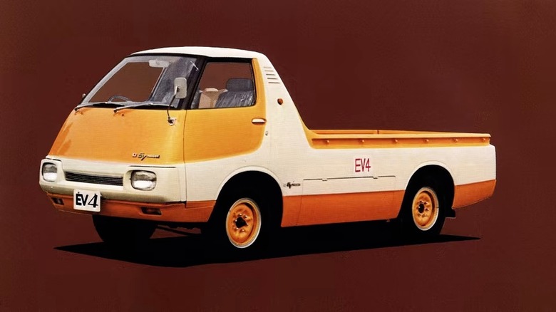 Nissan EV4-P on brown background