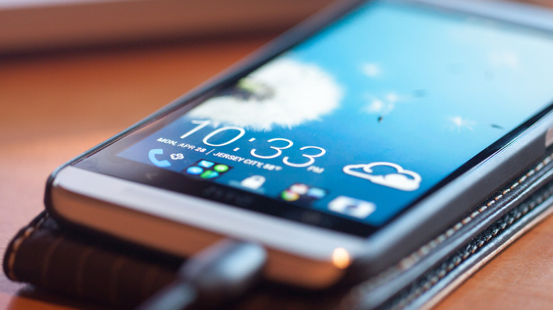 Android charging clock