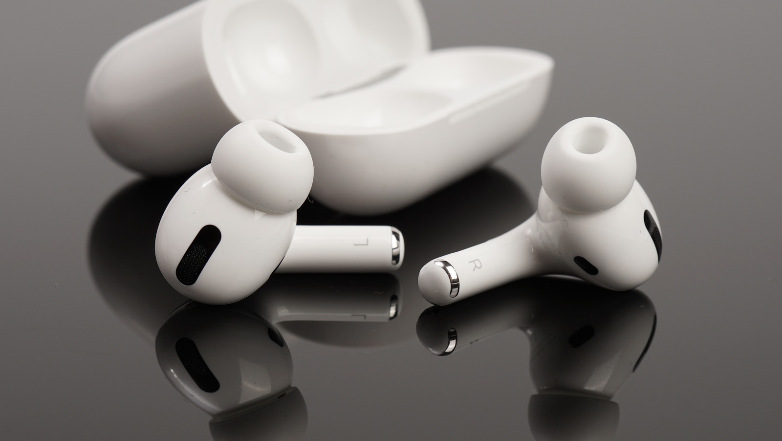 Como a Apple quer que os AirPods ajudem a salvá-lo de contratempos na estrada