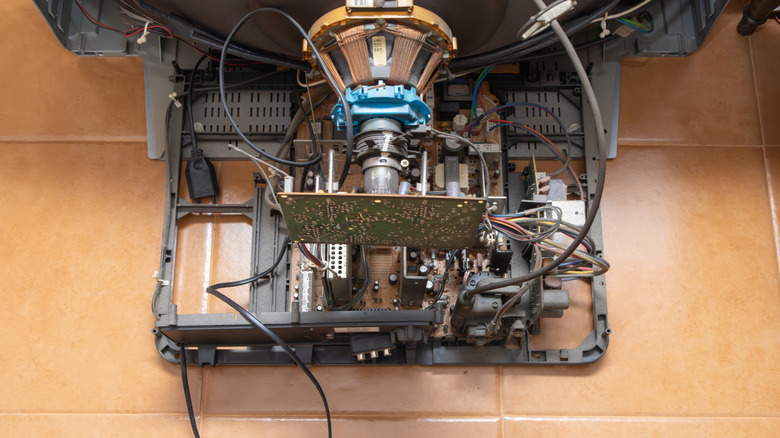 Internals of a CRT TV