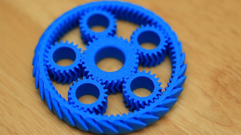 Planetary gear system colored blue