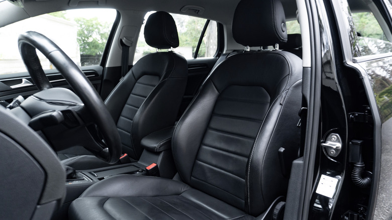 Front seats in a Volkswagen Gold