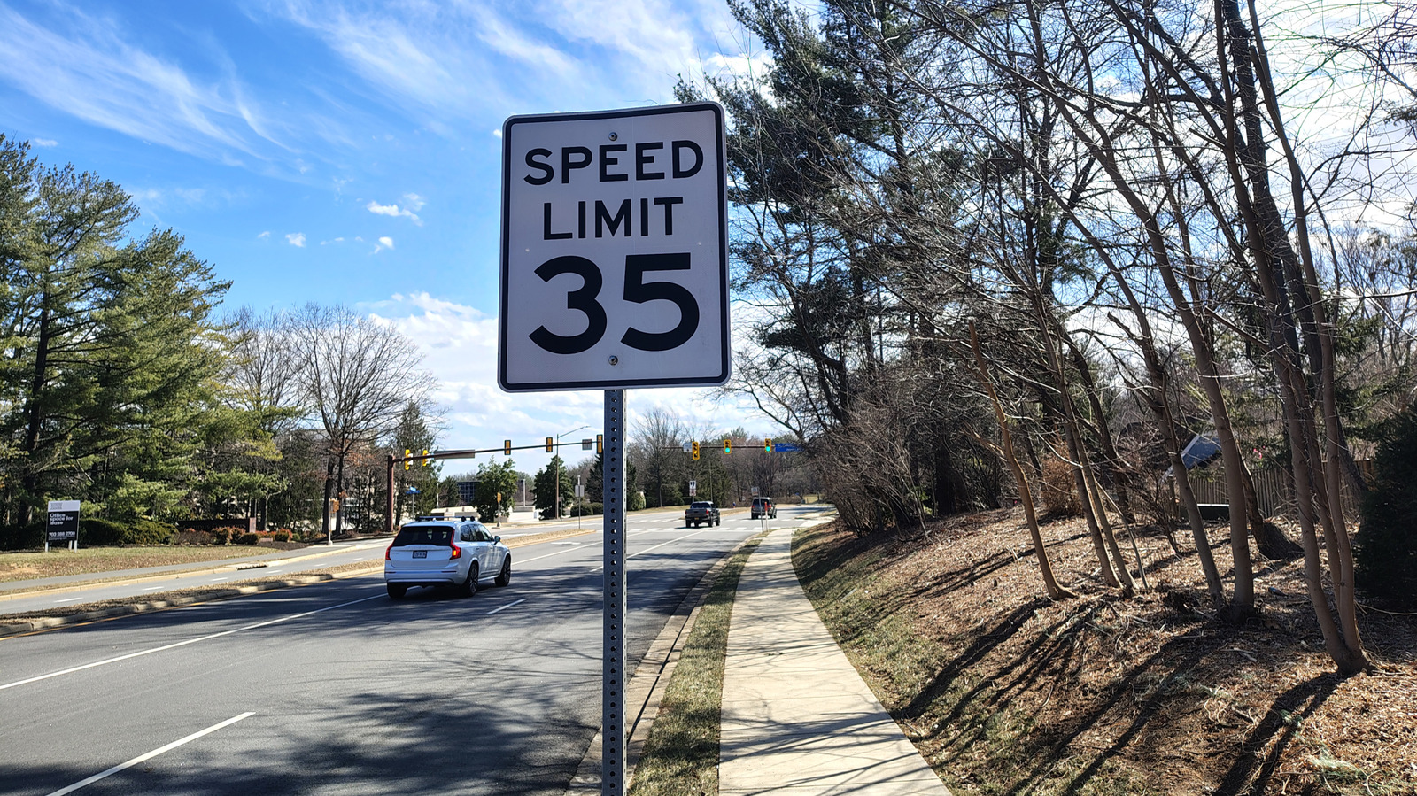 How Does Your Car Know When The Speed Limit Changes?