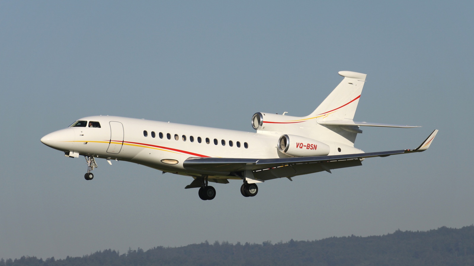 How Far Can Private Jets Fly And Can They Be Used For International Travel?