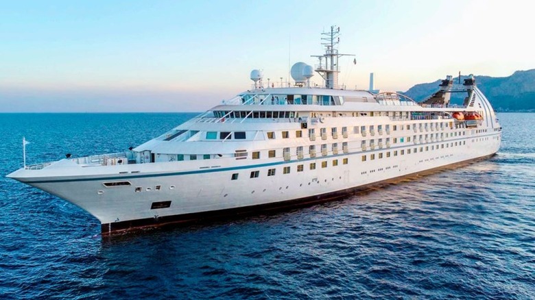 Sea Breeze cruise ship sailing