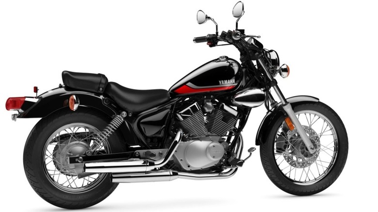 Side profile view of a 2025 Yamaha V Star 250
