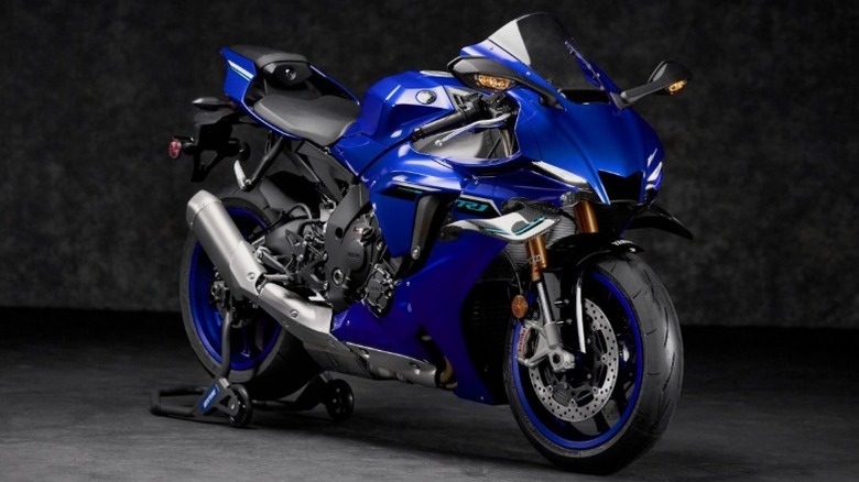Blue Yamaha YZF-R1 on display