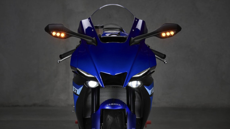 Yamaha R1