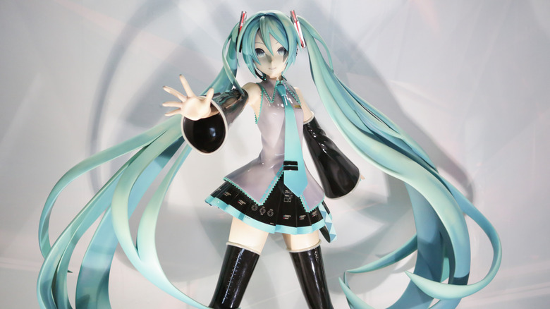 Hatsune Miku statue