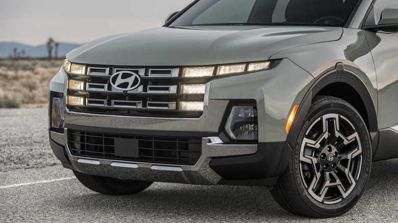 Front end of grey 2025 Hyundai Santa Cruz