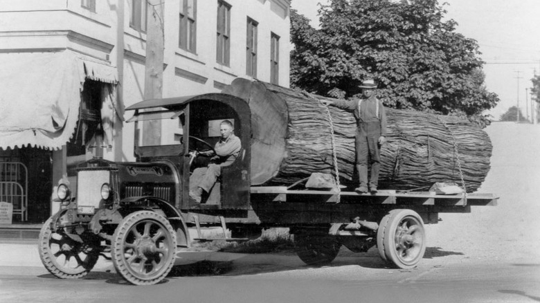 Massive logs on a Kenworth truck from 1923
