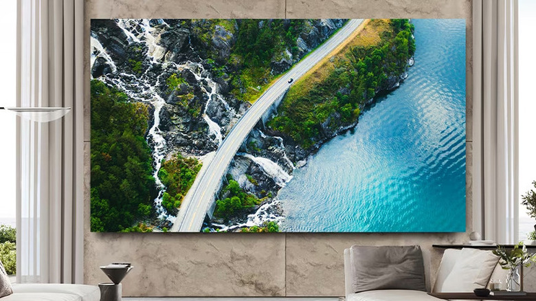 An LG Magnit 4K MicroLED TV