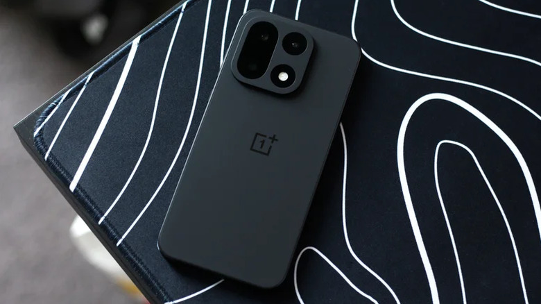 OnePlus 15 on a desk