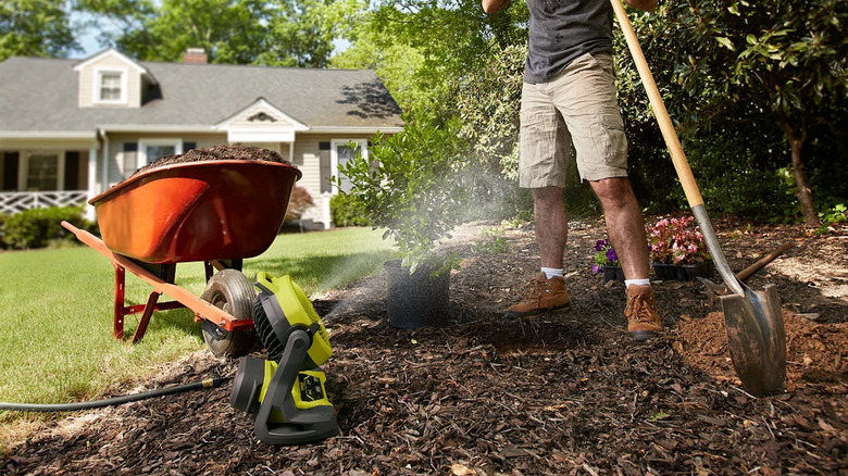 Ryobi fan in yard