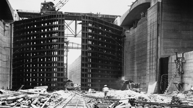 A Panama Canal lock under construction in the early 20th century.
