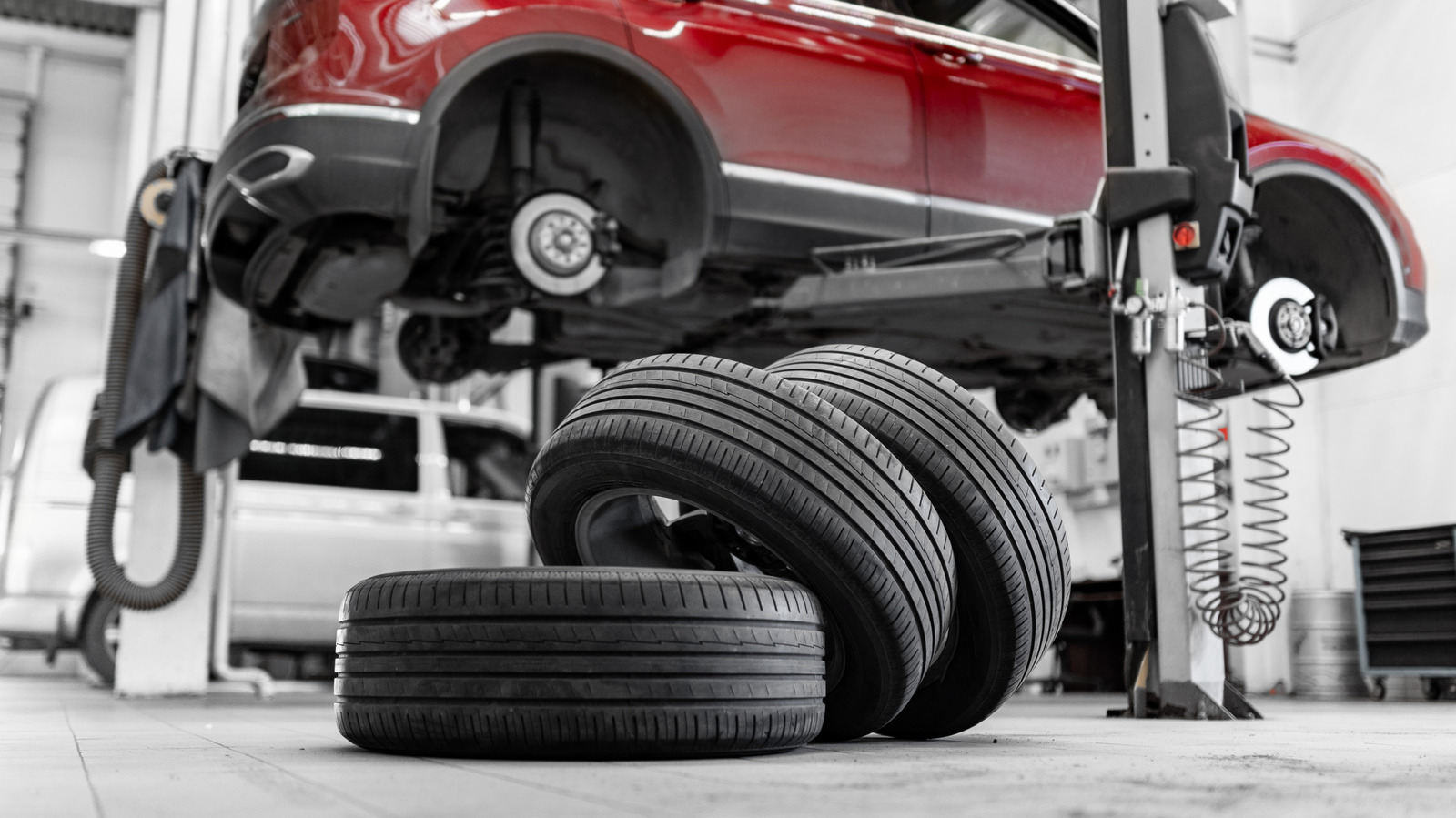 How Long Does It Take To Replace All Four Tires?