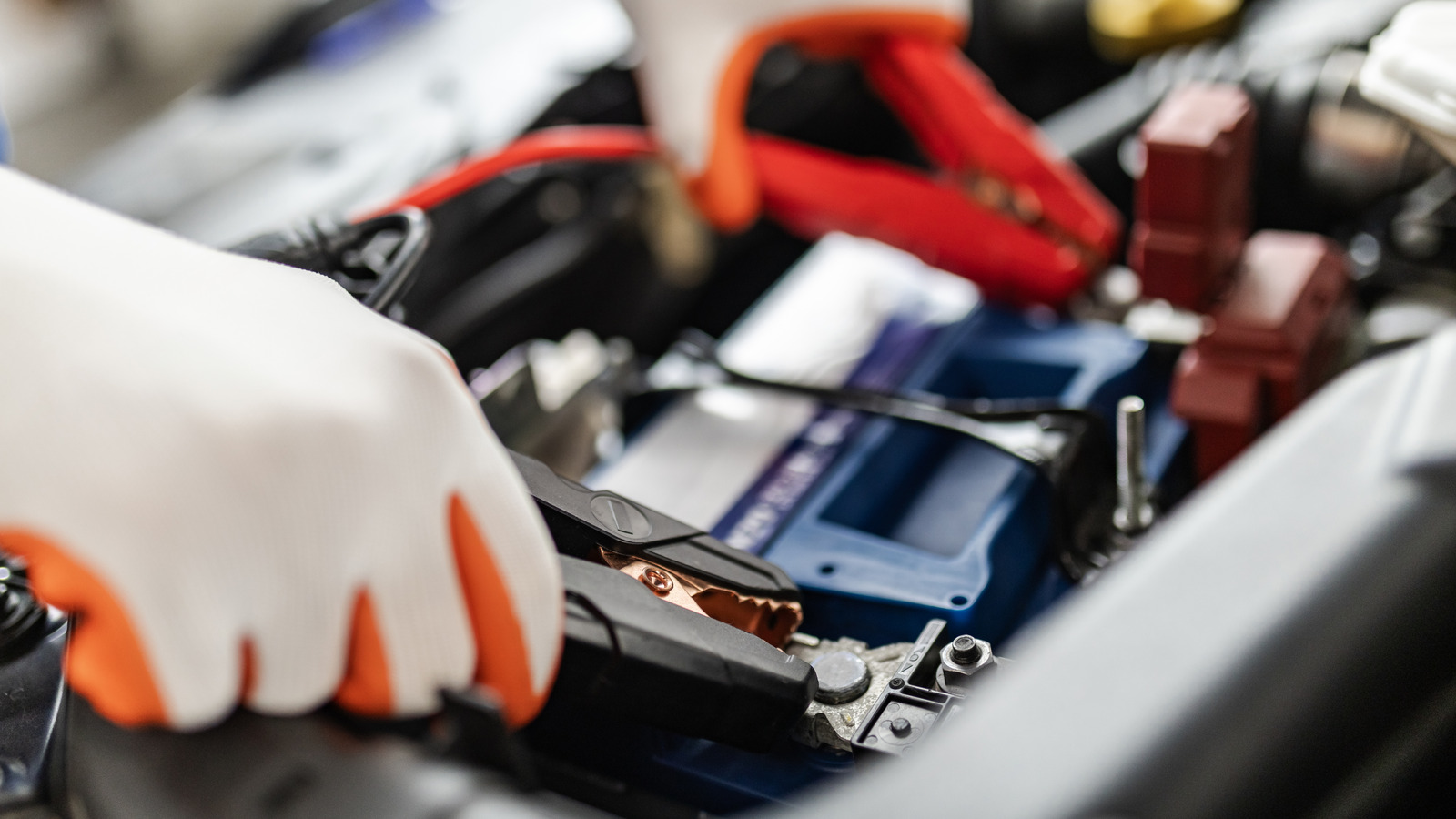 How Long Should You Let Your Car Run After You've Jumped The Battery?