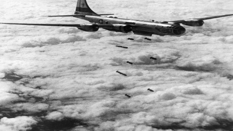 Boeing B-29 dropping bombs during Korean war