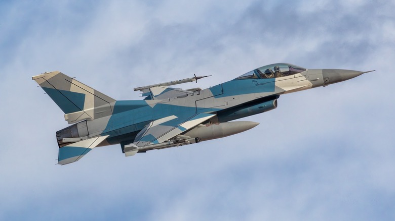 F-16 Fighting Falcon