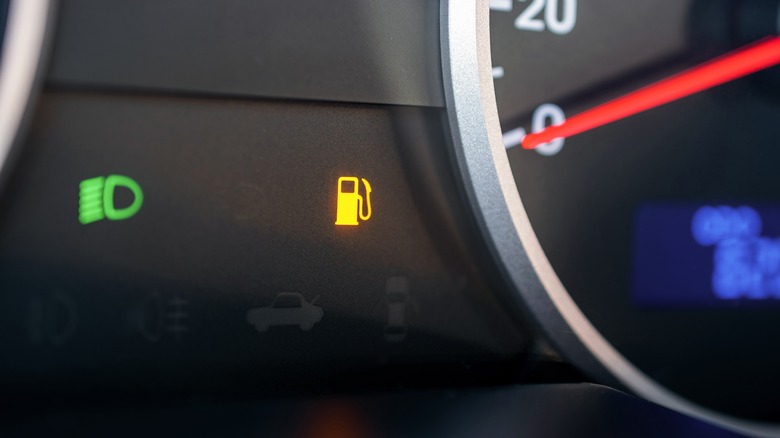 gas light on