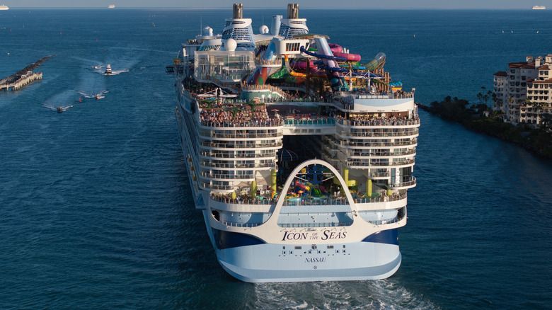 Icon of the Seas sailing