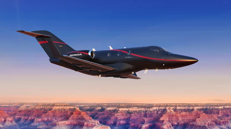 side view of Elite II jet