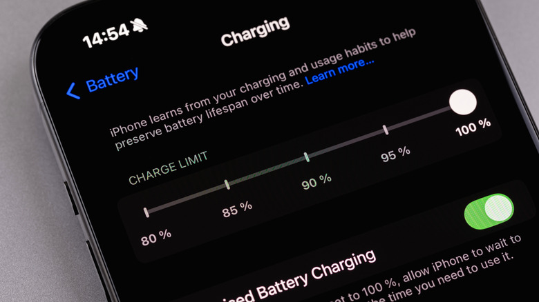 Charging settings on an iPhone
