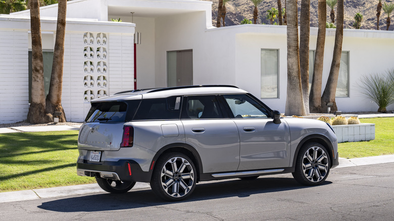 Side shot of a 2025 Mini Countryman Cooper S