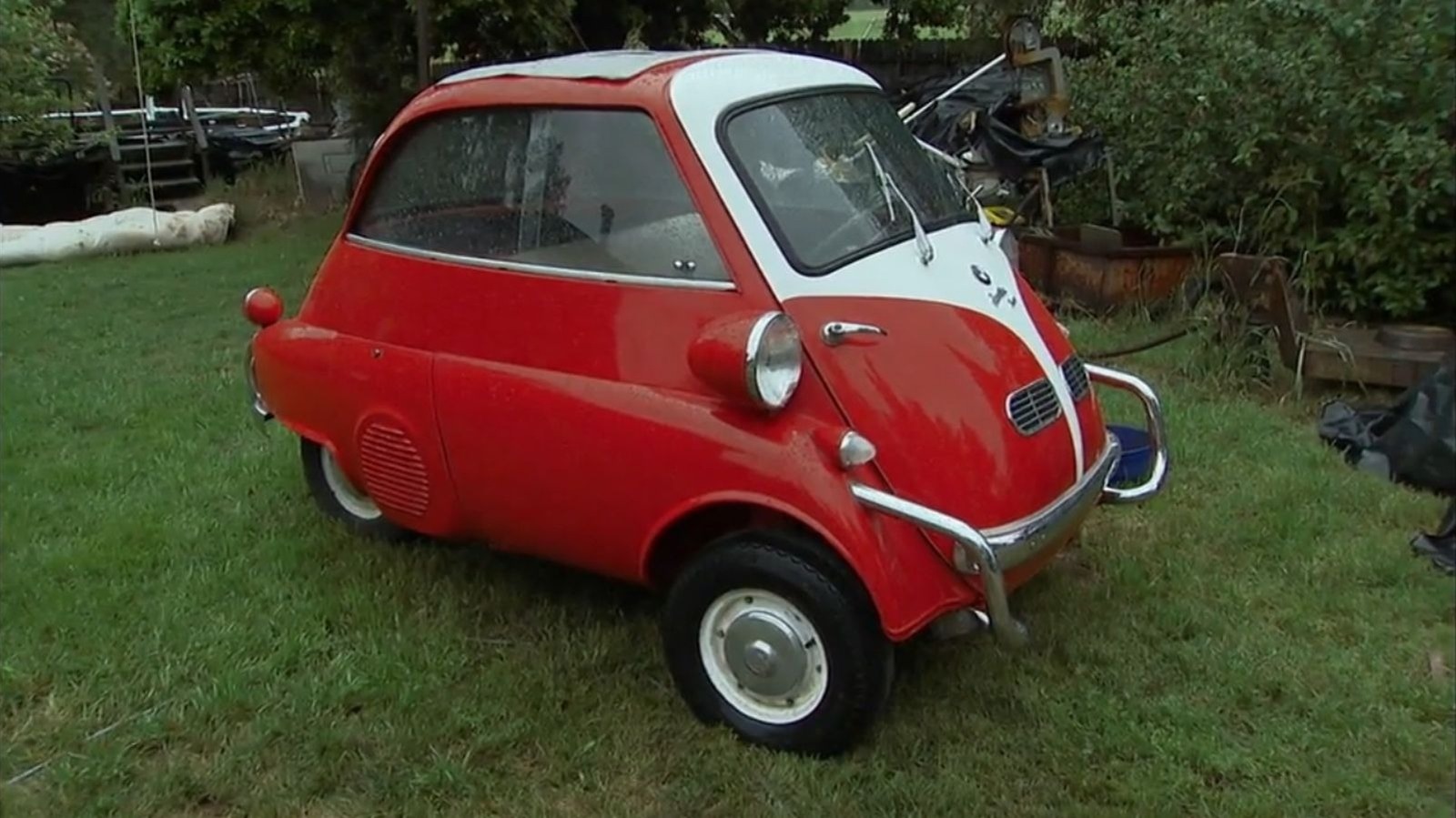 How Much Did ‘American Pickers’ Pay For A 1950s BMW Isetta? – SlashGear
