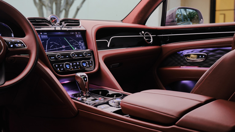 Bentley Bentayga interior