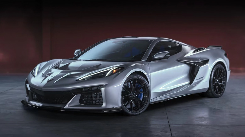 The Chevrolet C8 Corvette ZR1X 2026 in gray