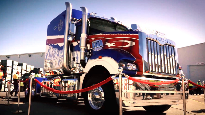 Custom Mack Truck beind displayed behind rope