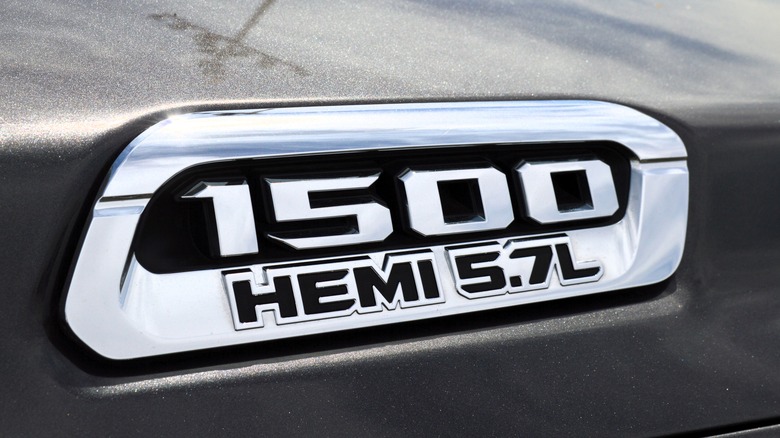 Dodge Ram 5.7 Hemi V8 logo