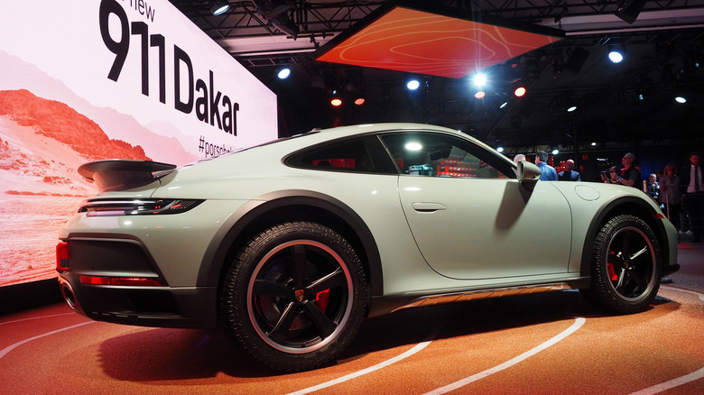 2023 Porsche 911 Dakar