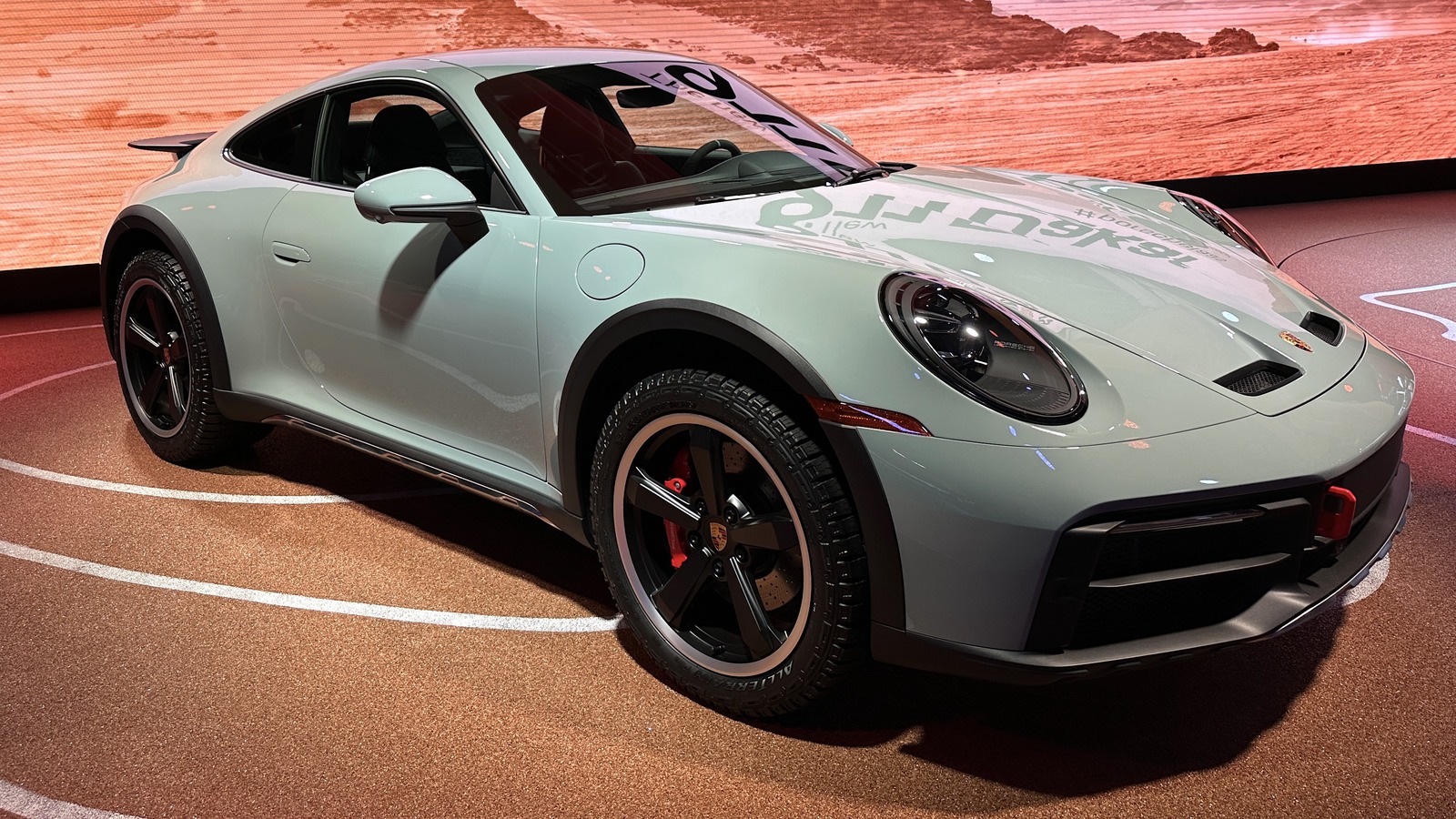 how-porsche-turned-its-iconic-car-into-the-911-dakar-safari-off-roader-slashgear