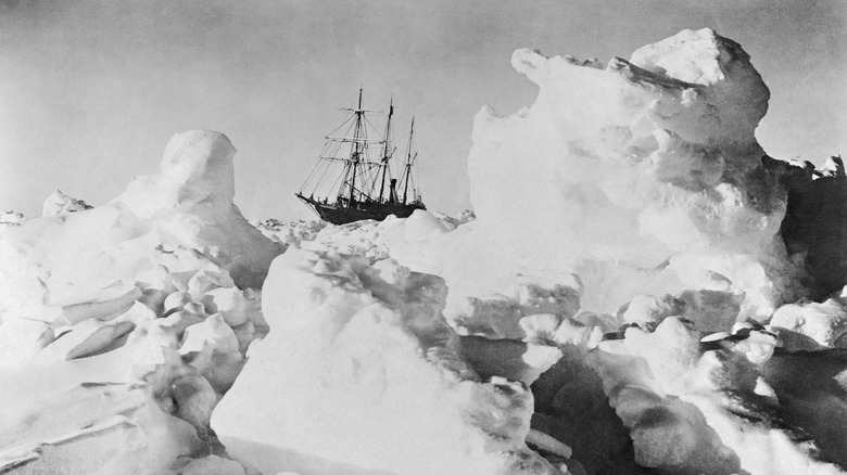 Endurance trapped in the Antarctica ice