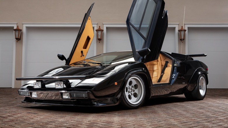 laborghini countach