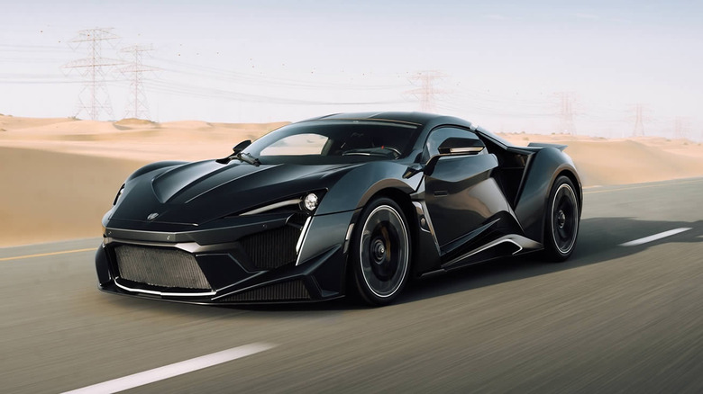 W Motors Fenyr SuperSport