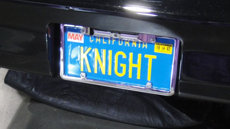 KITT's license plate reading "KNIGHT"