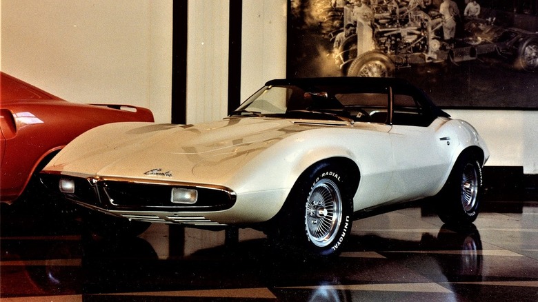 Pontiac Banshee